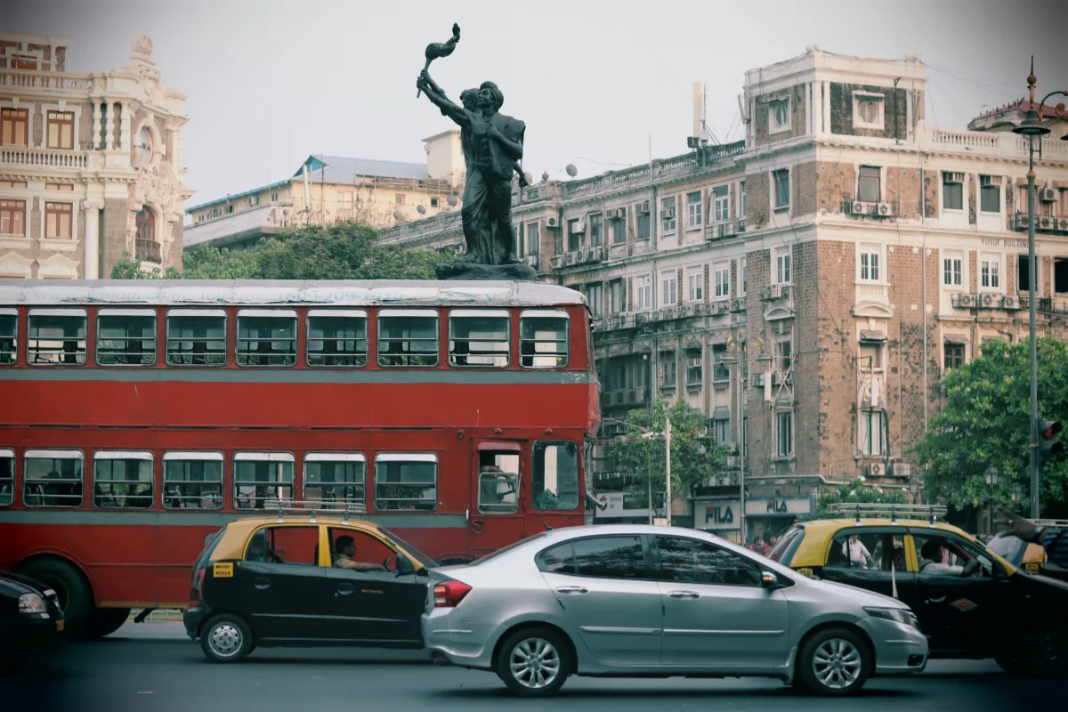 mumbai-travel-guide-heritage-local-experiences